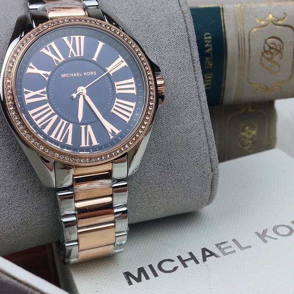Michael Kors Navy Silver Rose gold kacie watch - Picture 5 of 8